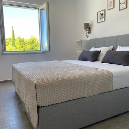 Sandra Apartments Makarska Luaran gambar