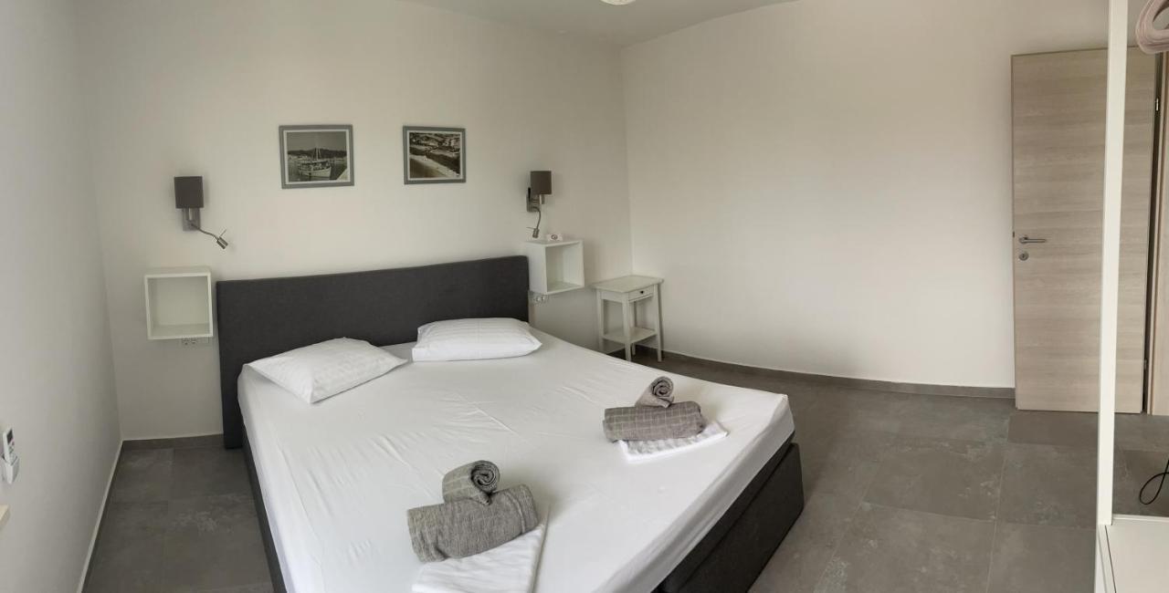 Sandra Apartments Makarska Luaran gambar